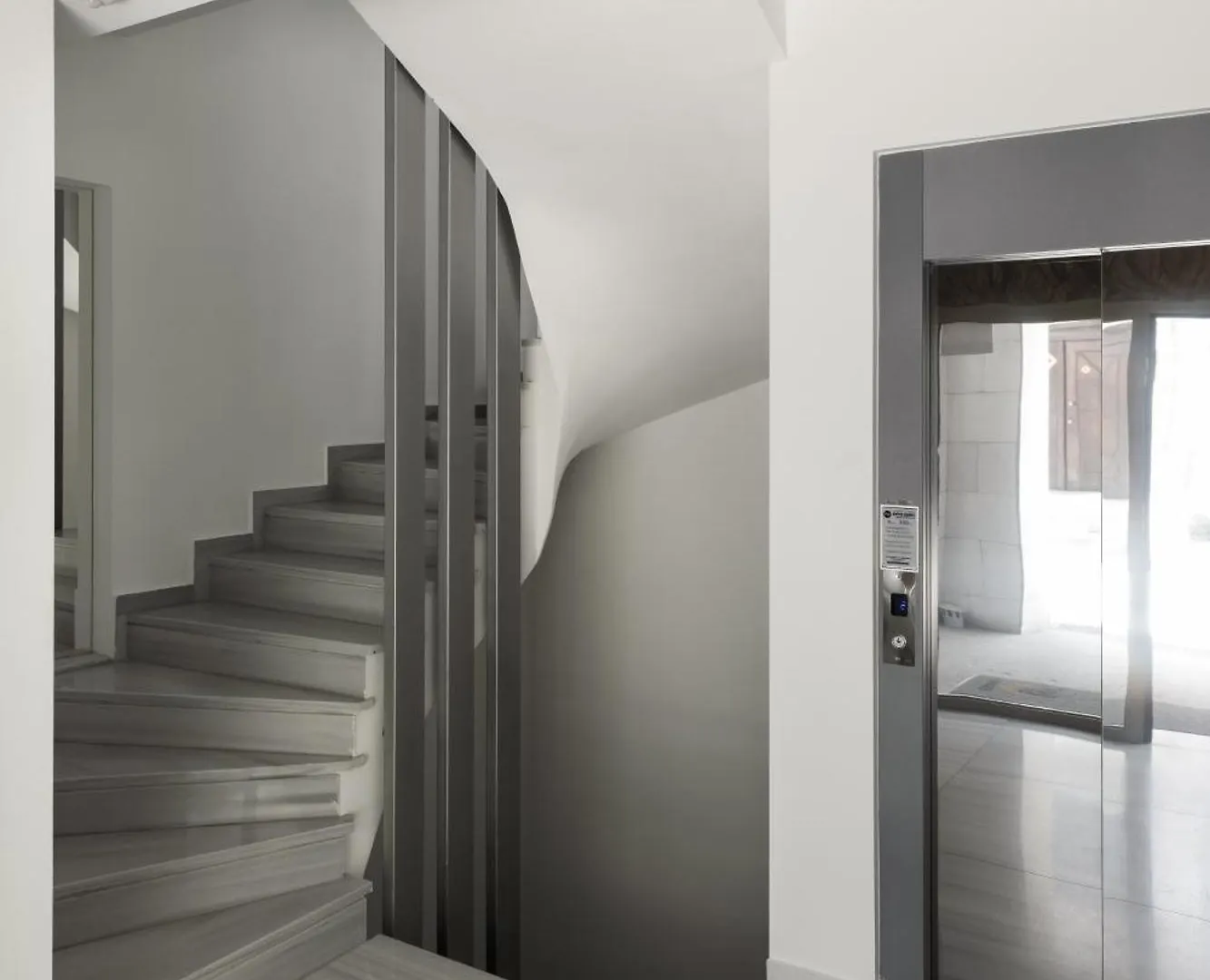 Superstudio Pop Art Apartment With Free Parking Space By Binobi! テッサロニキ ギリシャ