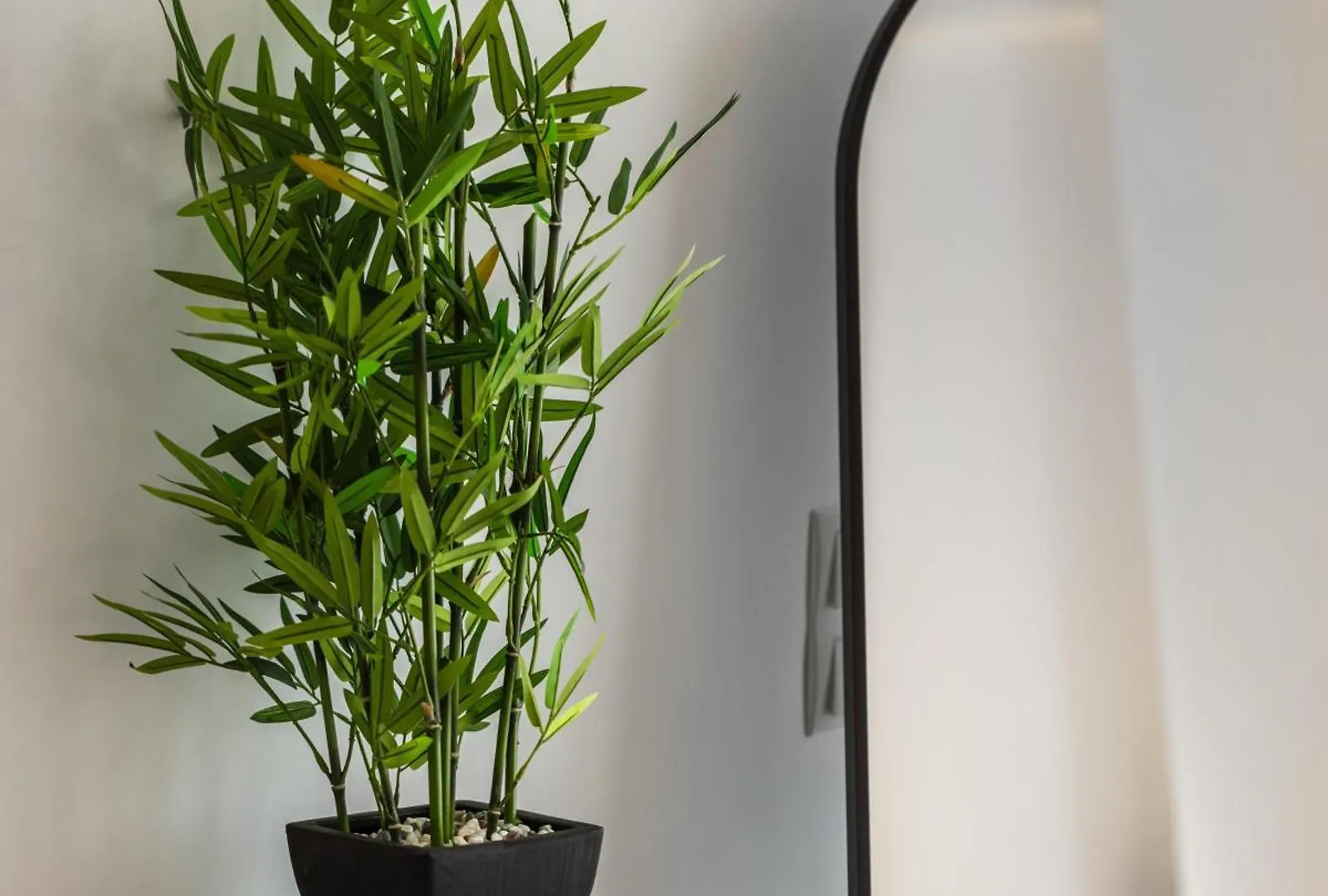 Superstudio Pop Art Apartment With Free Parking Space By Binobi! Thessaloniki
