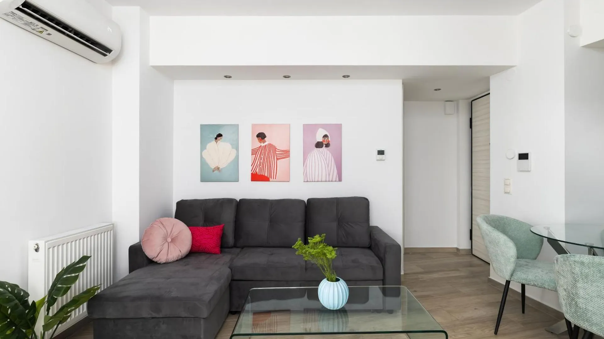 Superstudio Pop Art Apartment With Free Parking Space By Binobi! Thessaloniki